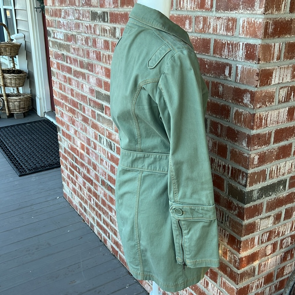 Vintage Tulle jacket Size L True Sage Green color- exc like new condition - Picture 7 of 16